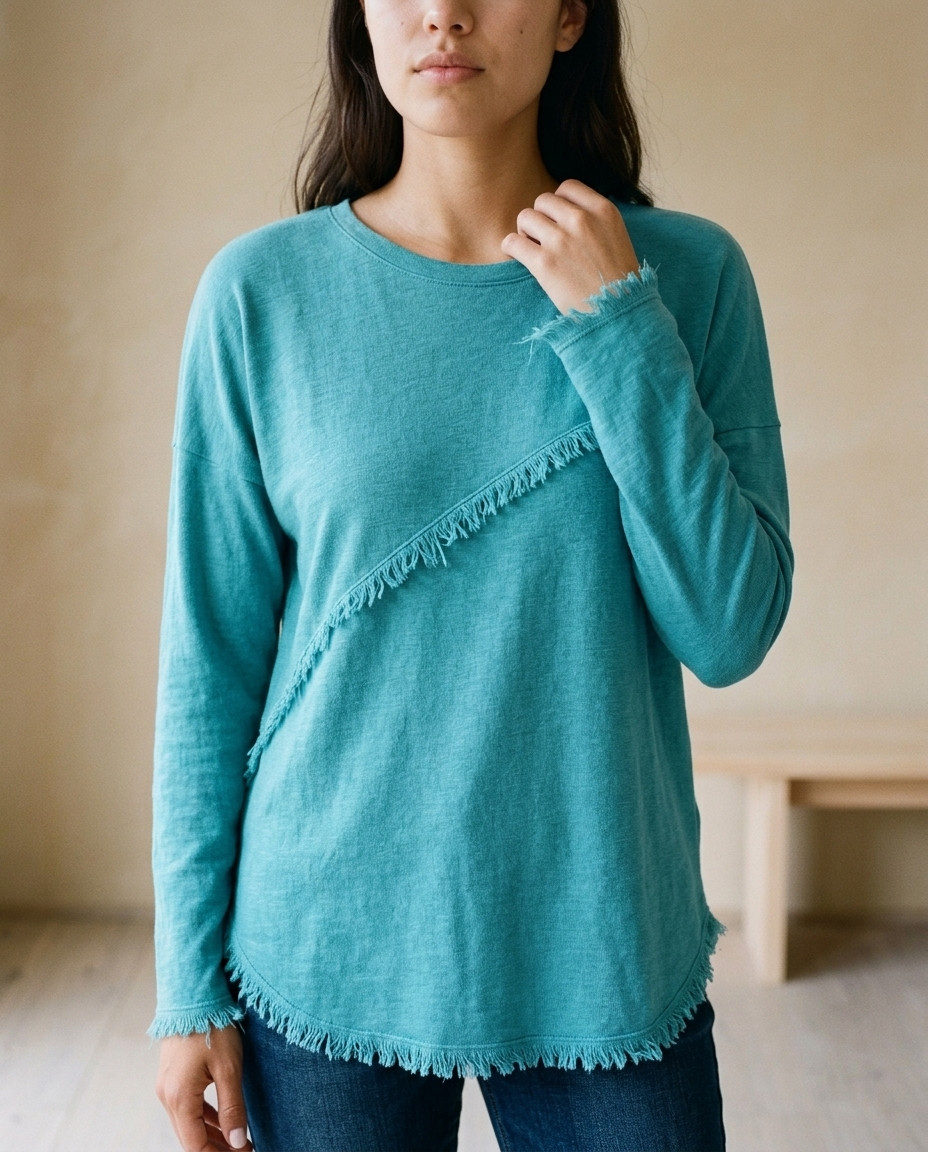 Neviel | Diagonal Fringe Crewneck Sweater
