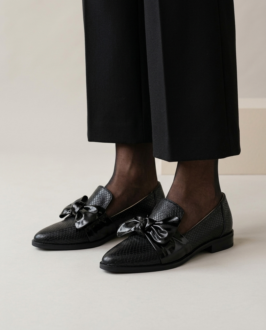 Yukina | Bow-Detail Pointed Loafers