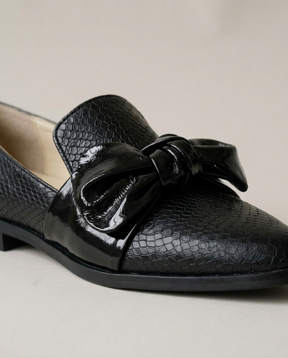 Yukina | Bow-Detail Pointed Loafers