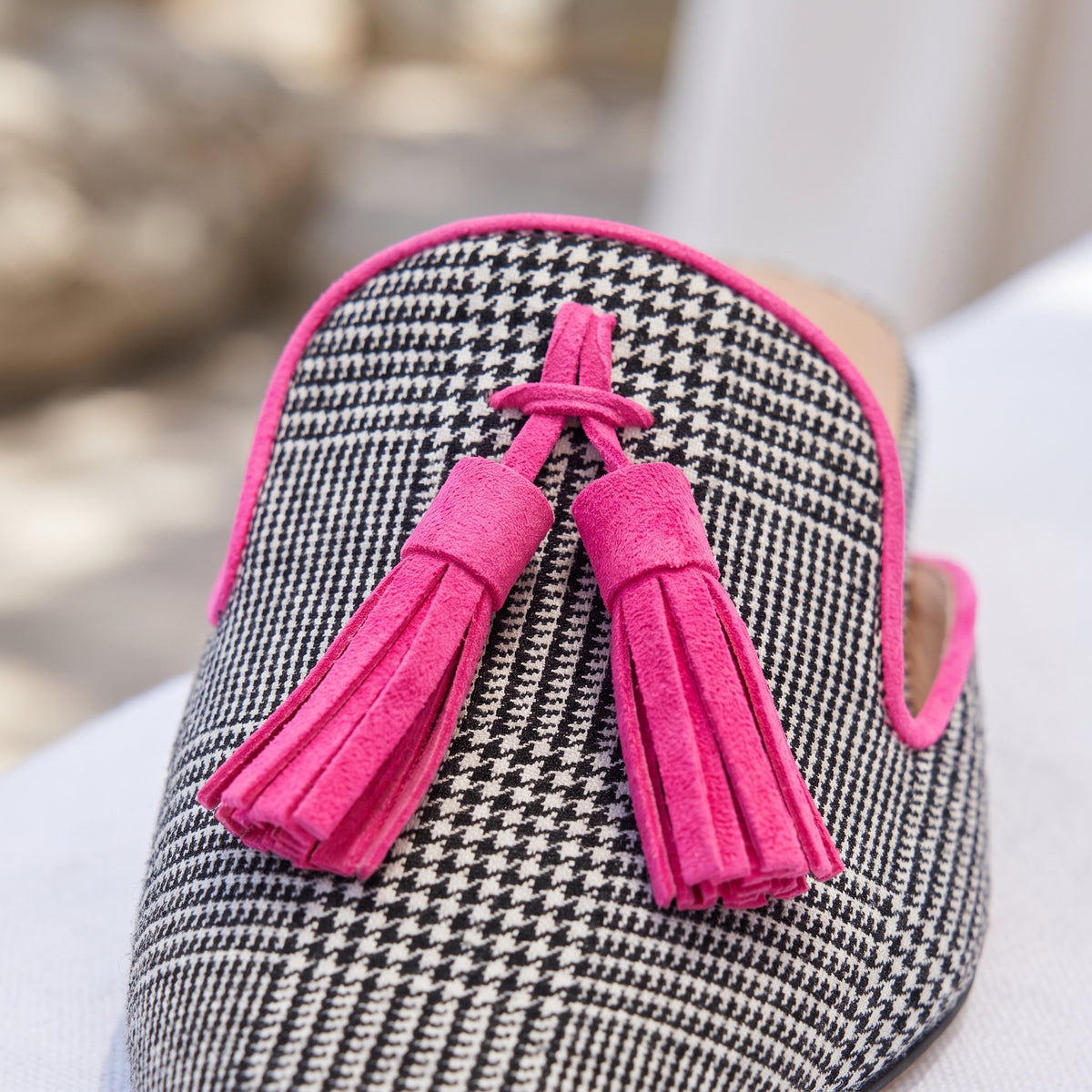 Anenne | Pointed Fringe Loafers