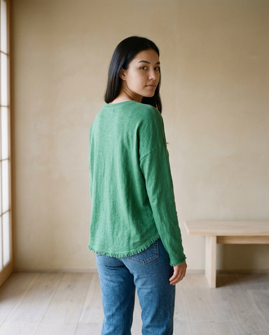 Neviel | Diagonal Fringe Crewneck Sweater