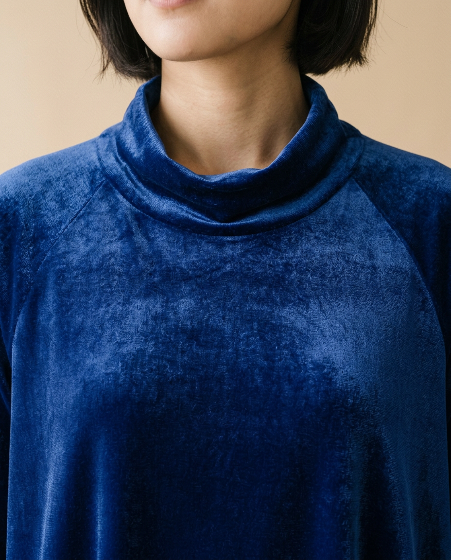 Videa | Velvet Cocoon Midi Dress